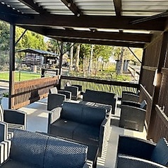 ドッグスペース4席ございます。(4名*4席)