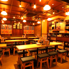 【活気溢れる店内で貸切宴会】水炊き・焼き鳥等の鶏料理を存分に楽しめる居酒屋です！生ビールから日本酒、焼酎等、各種取り扱っております！