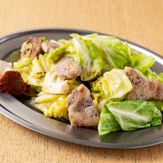豚バラキャベツのにんにく炒め