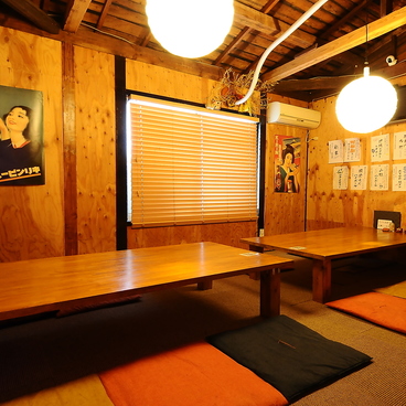 地鶏と鶏だしおでん 鷹仁 南船場店の雰囲気1