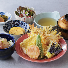 鯛のゴマだれ飯とごちそう天麩羅の晩酌定食