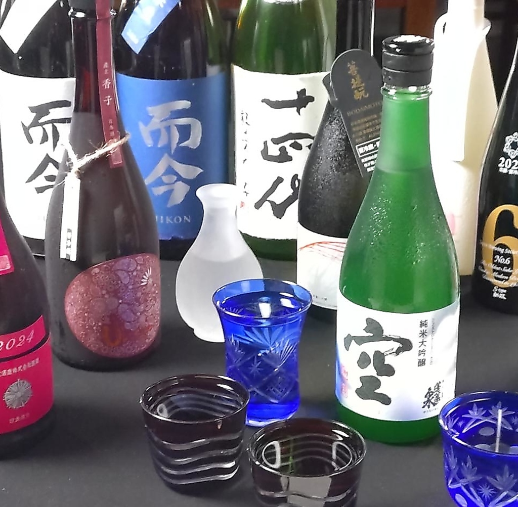 厳選したお酒をご提供☆種類豊富なラインナップで150種類以上取り扱っています