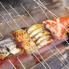 炭火で焼き上げる一品は仕上がりが段違い◆