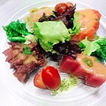料理メニュー写真&nbsp;海の幸4種盛り合わせ　サラダ添え