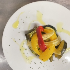 彩り野菜の自家製ピクルス