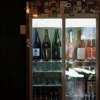 ショーケースの日本酒