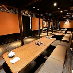 日頃の疲れも癒される、レトロな雰囲気で落ち着く空間。気の合う仲間と「いろは」な時間を、心ゆくまでお楽しみください♪シックな店内はデートにもピッタリです☆