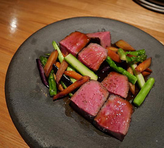 黒毛和牛 ステーキ 東肥の赤酒ソース