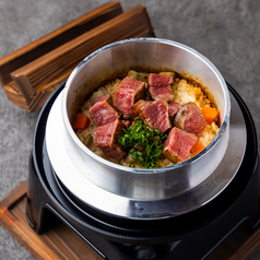 牛ステーキの釜飯(1合)