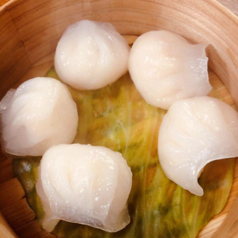 中国伝統のエビ入り焼売/四川風のスープ餃子/エビたっぷり入りの蒸餃子