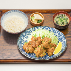 鶏唐揚げ(特選だれ)定食