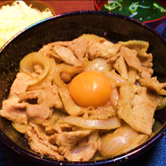 【がっつりお肉を決めたいなら！人気スタミナ丼】