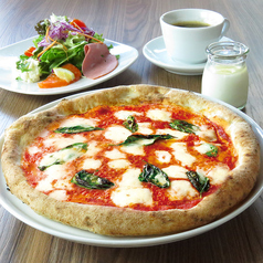 SALVATORE 本格イタリアンランチが1320円(税込)~