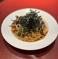 料理メニュー写真&nbsp;赤のタパス風　シーフードアラビアータパスタ
