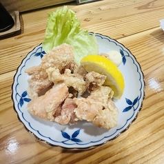 だし香るやみつき塩唐揚げ4コ
