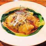 坦々風  でっかい水餃子