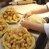 【手作りへのこだわり】秘伝のレシピで焼く自家製パイ