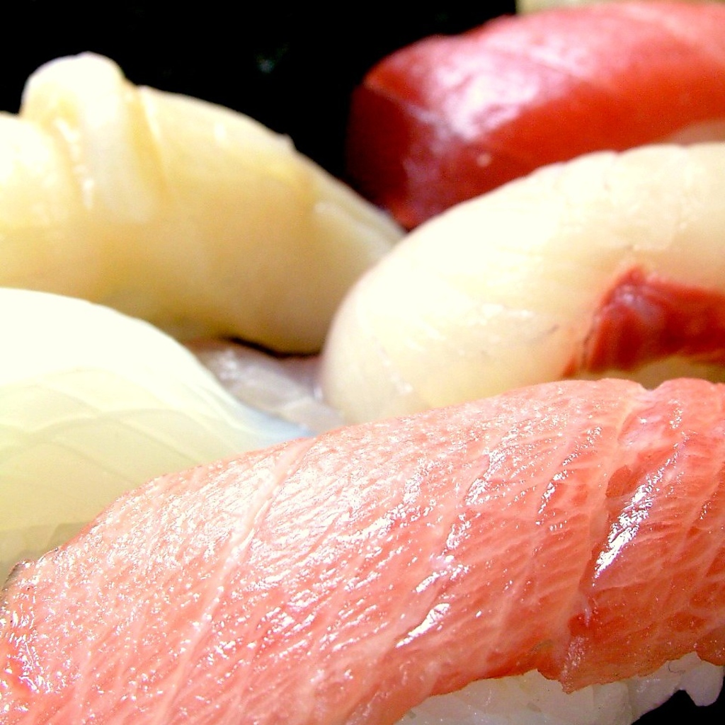 当店ではにぎりを1貫120円～ご提供♪本格的なお寿司がリーズナブルな価格でお楽しみいただけます★