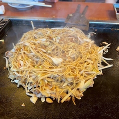 焼きそばもテイクアウトできます。