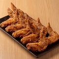 料理メニュー写真&nbsp;秘伝!!手羽先の唐揚げ（4本）