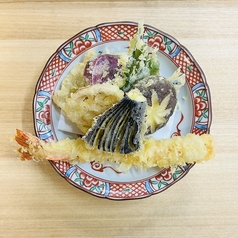 大海老と白身、5種の野菜の天麩羅盛り合わせ