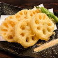 料理メニュー写真&nbsp;代表的な加賀野菜　加賀蓮根の天ぷら