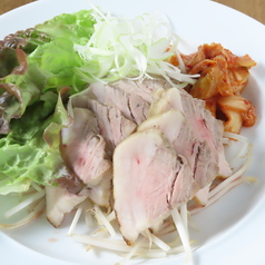 茹で豚とキムチ