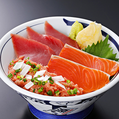 まぐろ・サーモン・ねぎとろ三色丼 (酢飯/味噌汁)