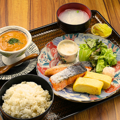 酒場ムギワラ 本町店のおすすめランチ3