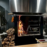 季節の移ろいを感じさせる「旬」の食材を贅沢に使います