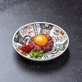 料理メニュー写真&nbsp;レアステーキユッケ(タレ)/(塩)