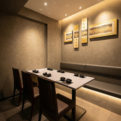 2名様から最大6名様までの完全個室で接待に最適です。