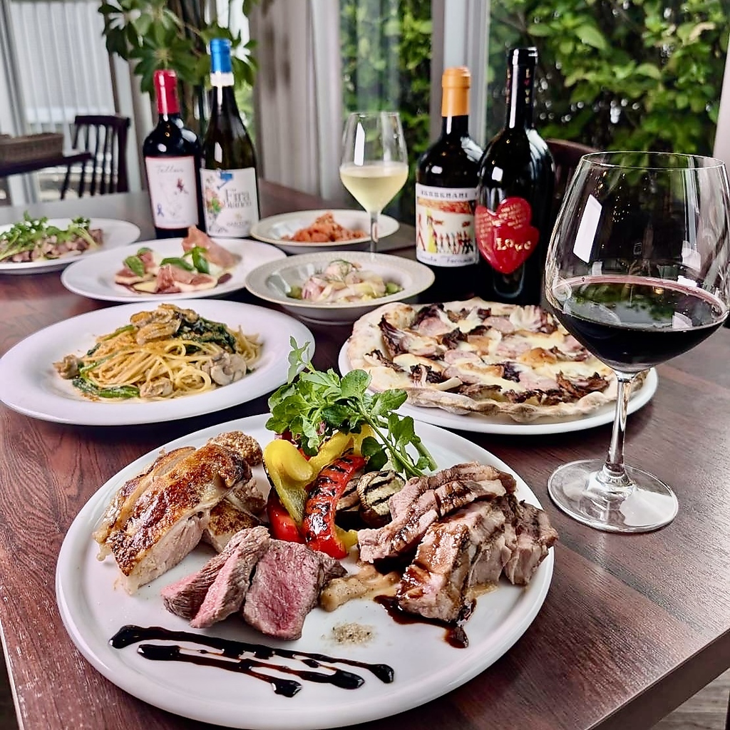 種類豊富な前菜の盛り合わせや、50種以上の飲み放題メニューはパーティプランでお楽しみ下さい☆