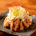 料理メニュー写真&nbsp;ニンニクがっつりもも肉唐揚げ