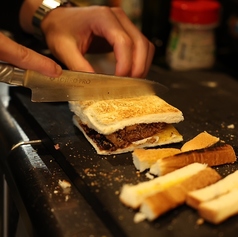 京橋肉料理AKAFUJIの特集写真