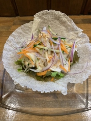タイ風チキンサラダ