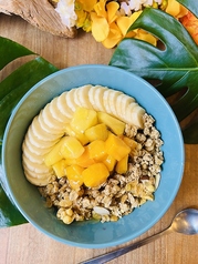 マンゴー＆パイン（アサイーボウル）