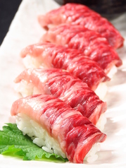 道産和牛握り (3貫)