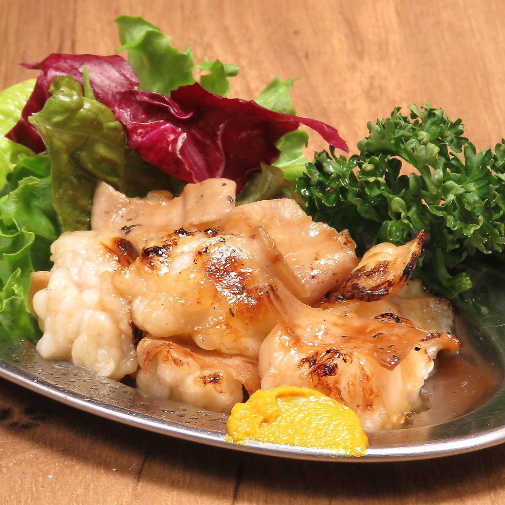 産地からこだわったお肉の「炭火焼料理」！口の中でジュワッと溢れるジューシーな肉汁が堪りません♪