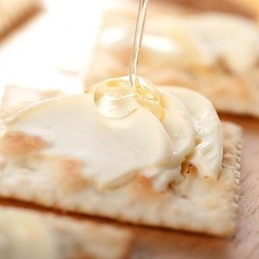 ハニークリームチーズ&クラッカー