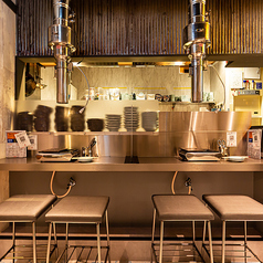 カウンターはデートにもおすすめです