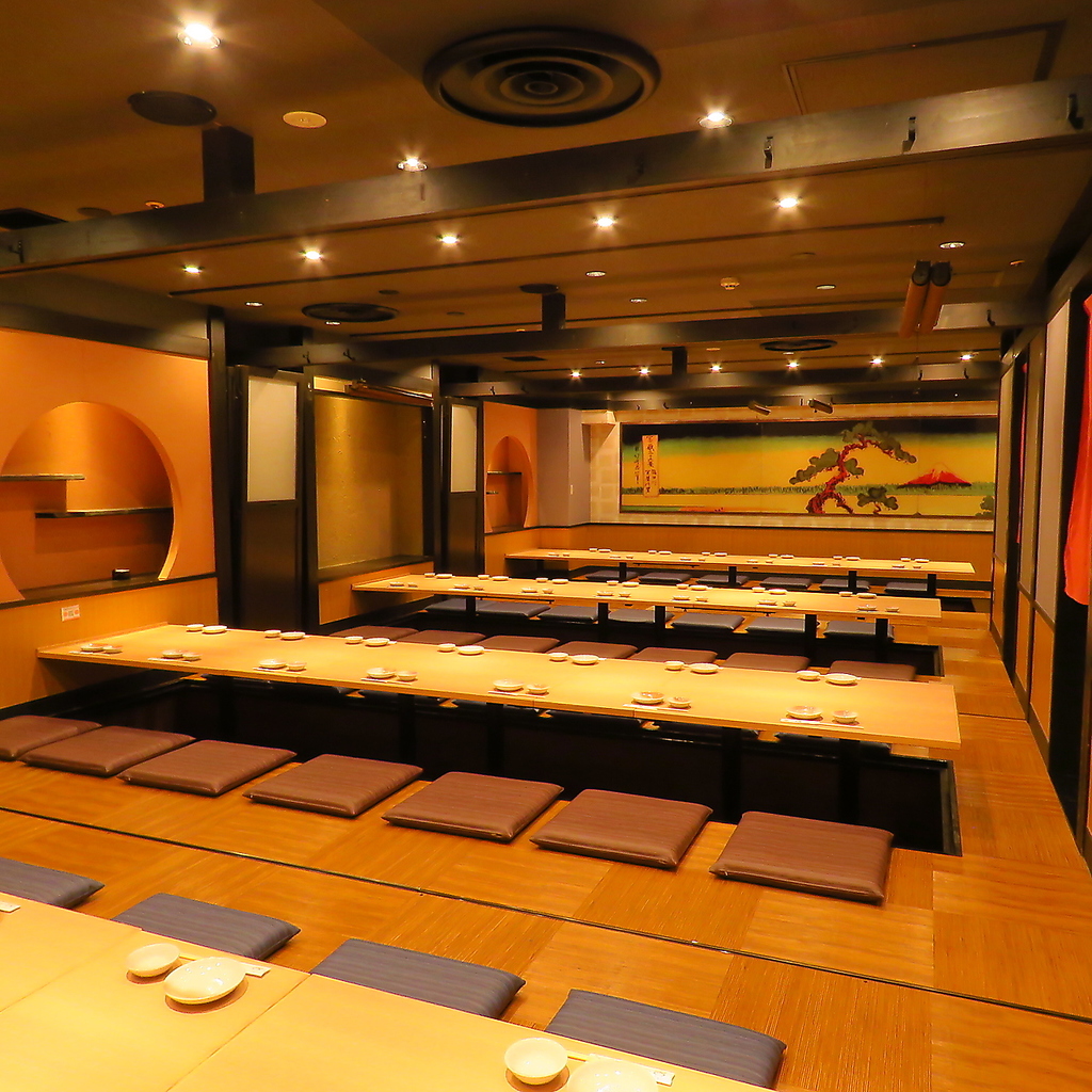 少人数もOK！2名様～12名様用個室もご用意！友人や知人、会社仲間との飲み会にもぜひ！