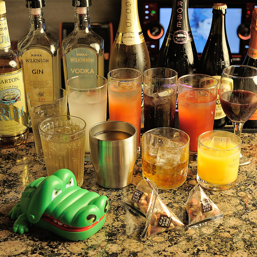 たっぷり飲めて、おもいっきり歌えて、PARTYゲームで盛り上がって、楽しい出会いがいっぱい♪