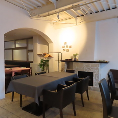 European Dining COO-526(ヨーロピアンダイニングクーゴーニーロク)の雰囲気2