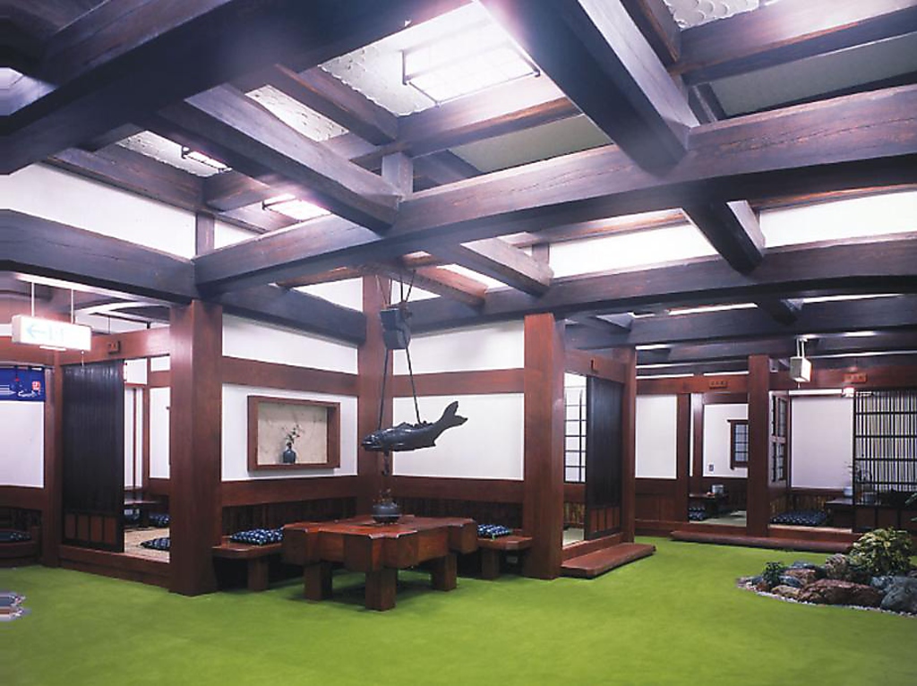 大小様々な個室を多数ご用意。開放感のある店内は大宴会～少人数宴会まで様々なニーズに対応。