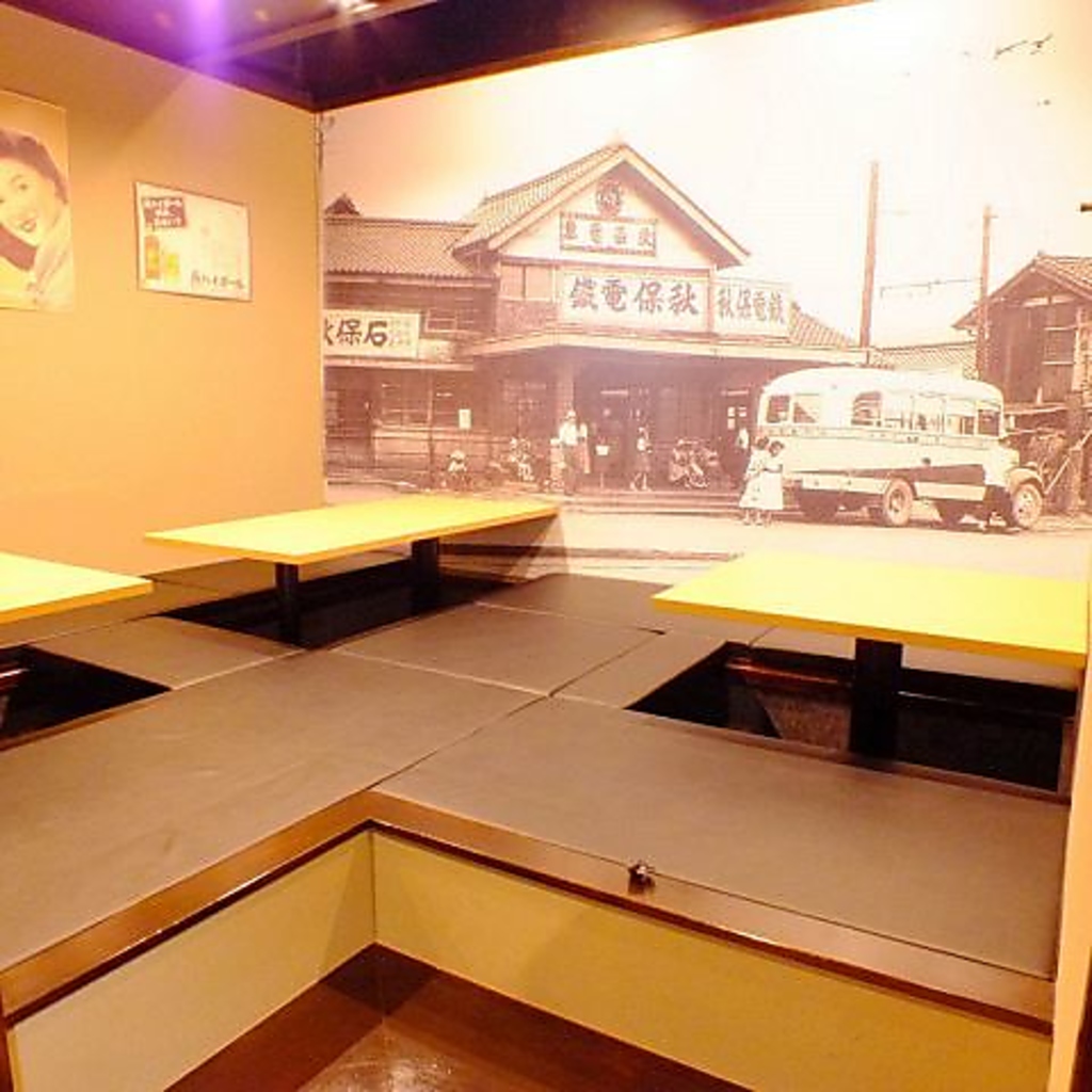 駅から徒歩1分。アクセス抜群◎大人数の宴会・歓送迎会大歓迎！気心知れた仲間とわいわい楽しもう。