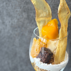 おいもとマンゴーのパフェ