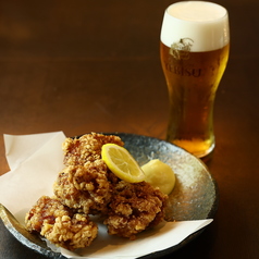 【お酒が進む定番おつまみ充実】ジューシー唐揚げなど◎