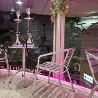 店内のテラス席もあります!