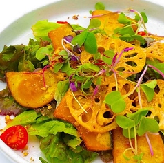 秋野菜フリットのサラダ仕立て~焙煎ナッツドレッシング~